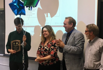 Maxence Leconte receives his FLTE award.