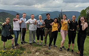 CREEES Faculty–Student Team Studies Presidential Elections in Ukraine this Spring, Summer
