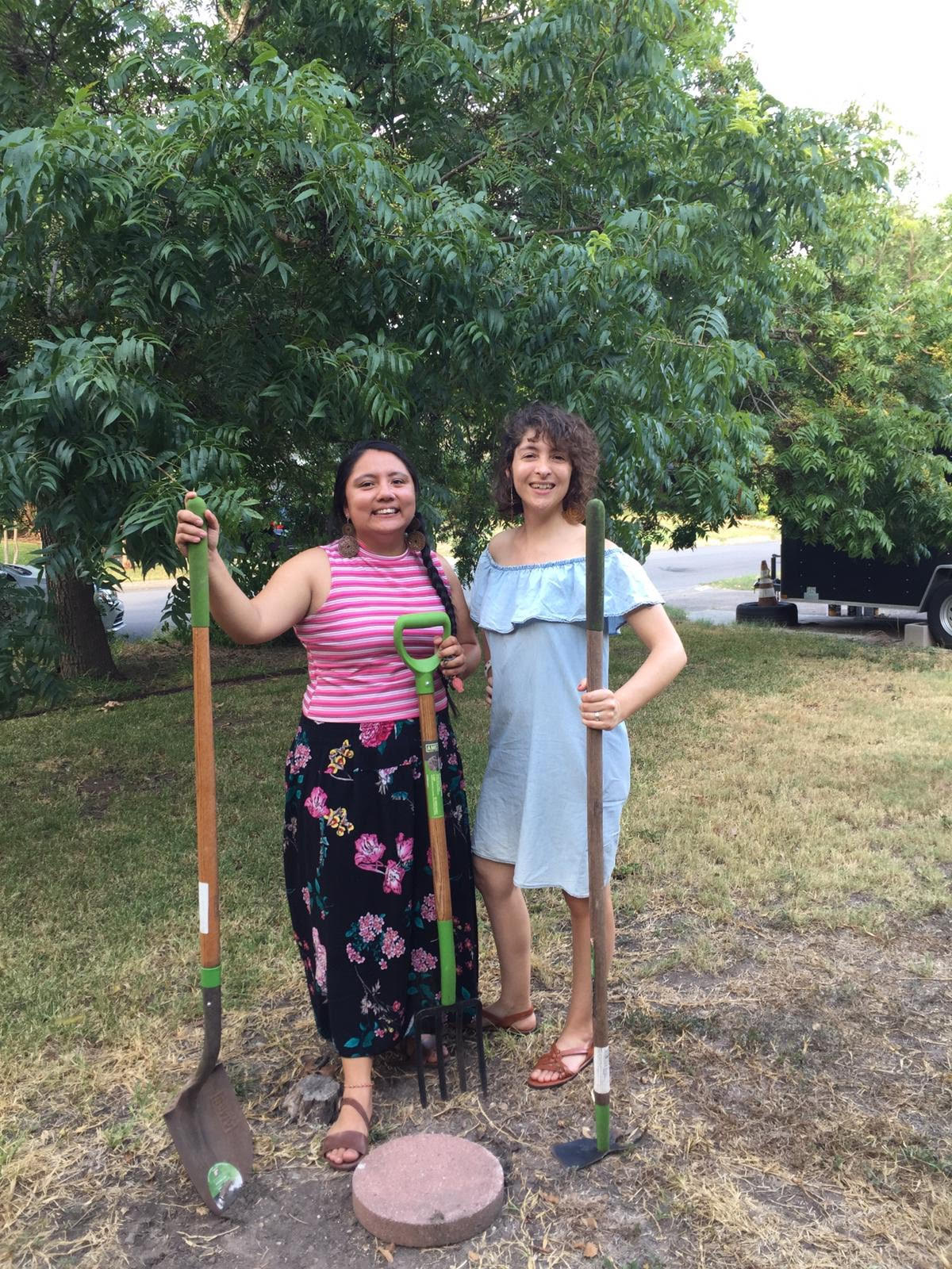 Jessica Sánchez Flores and Montserrat Madariaga Caro create Land Pedagogy Learning Community