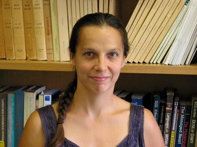 Prof. Patience Epps receives a distinguished award